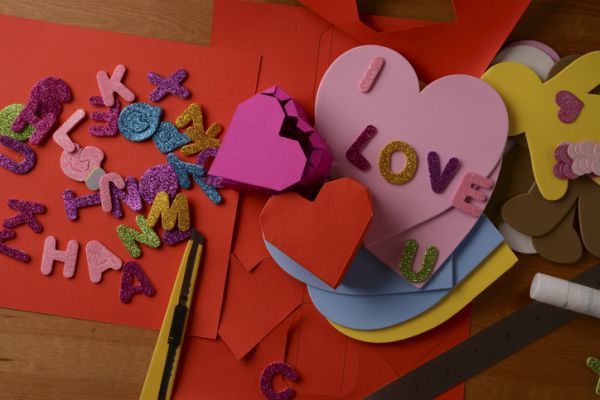 Manualidades para san valentin para ninos corazon mensaje 