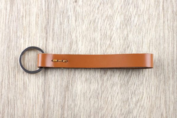 Mejores manualidades san valentin para hombres elmentos reciclados llavero cuero