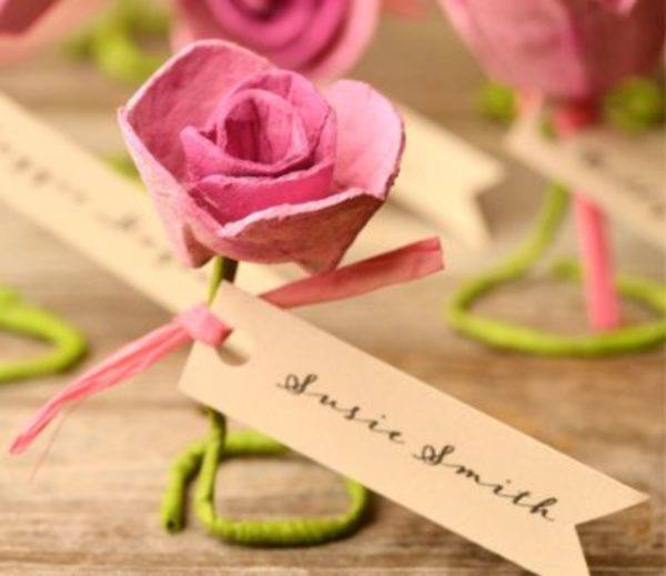 Mejores ideas para hacer flores con carton de huevo con soporte 